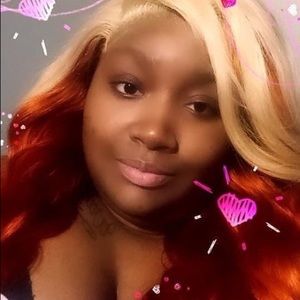 Meet your Posher, Deonna